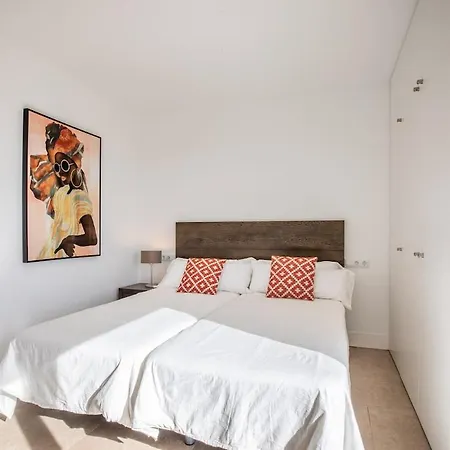 Unique Nestled Between Mountains فيلة بورت دي بوينسا