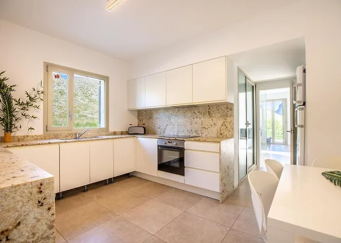 Вилла Unique Nestled Between Mountains *